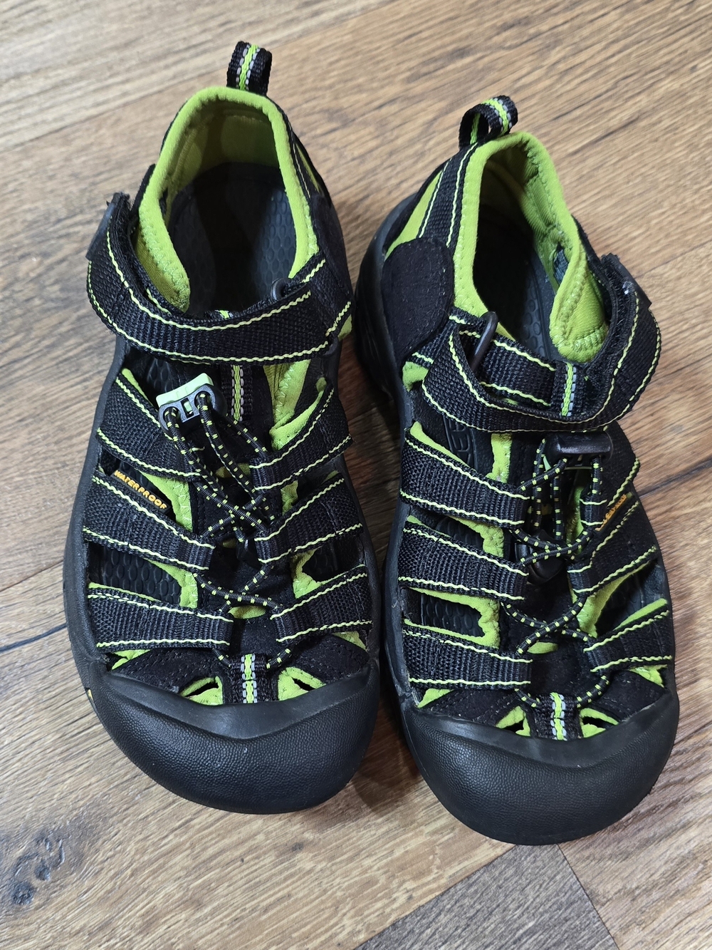 Keen Kids Black & Lime Active Sandals - Outdoor Play Size 3
